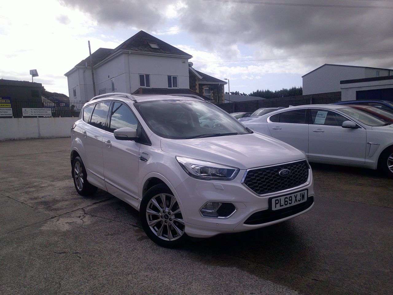 A 2019 FORD KUGA 2.0 TDCi Vignale SUV 5dr Diesel Manual Euro 6 (s/s) (150 ps) GREAT SELECTIO A 2019 FORD KUGA 2.0 TDCi Vignale SUV 5dr Diesel Manual Euro 6 (s/s) (150 ps) GREAT SELECTIO