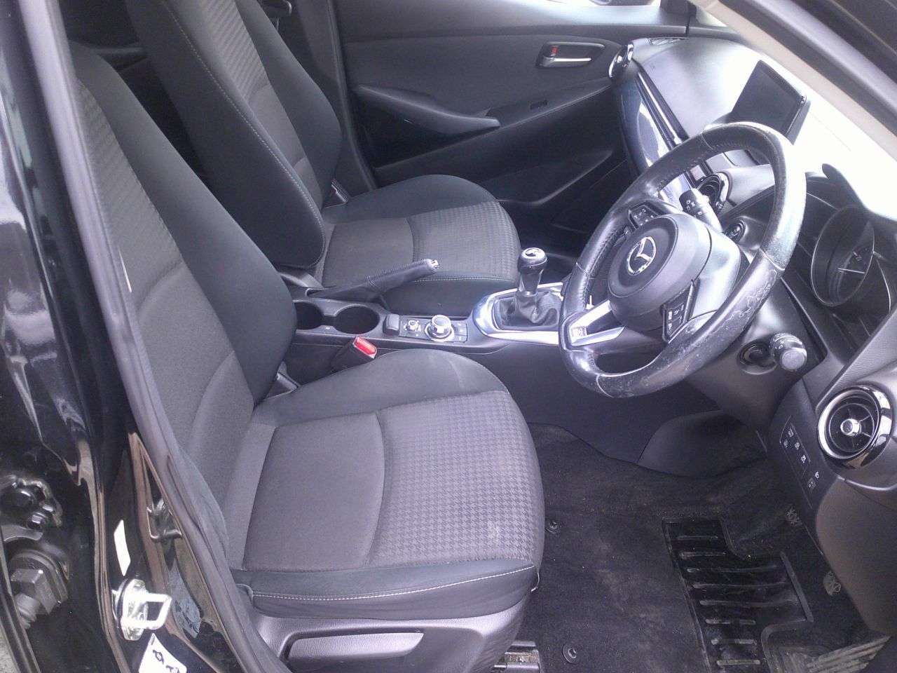 2017 MAZDA MAZDA2 2017 MAZDA MAZDA2