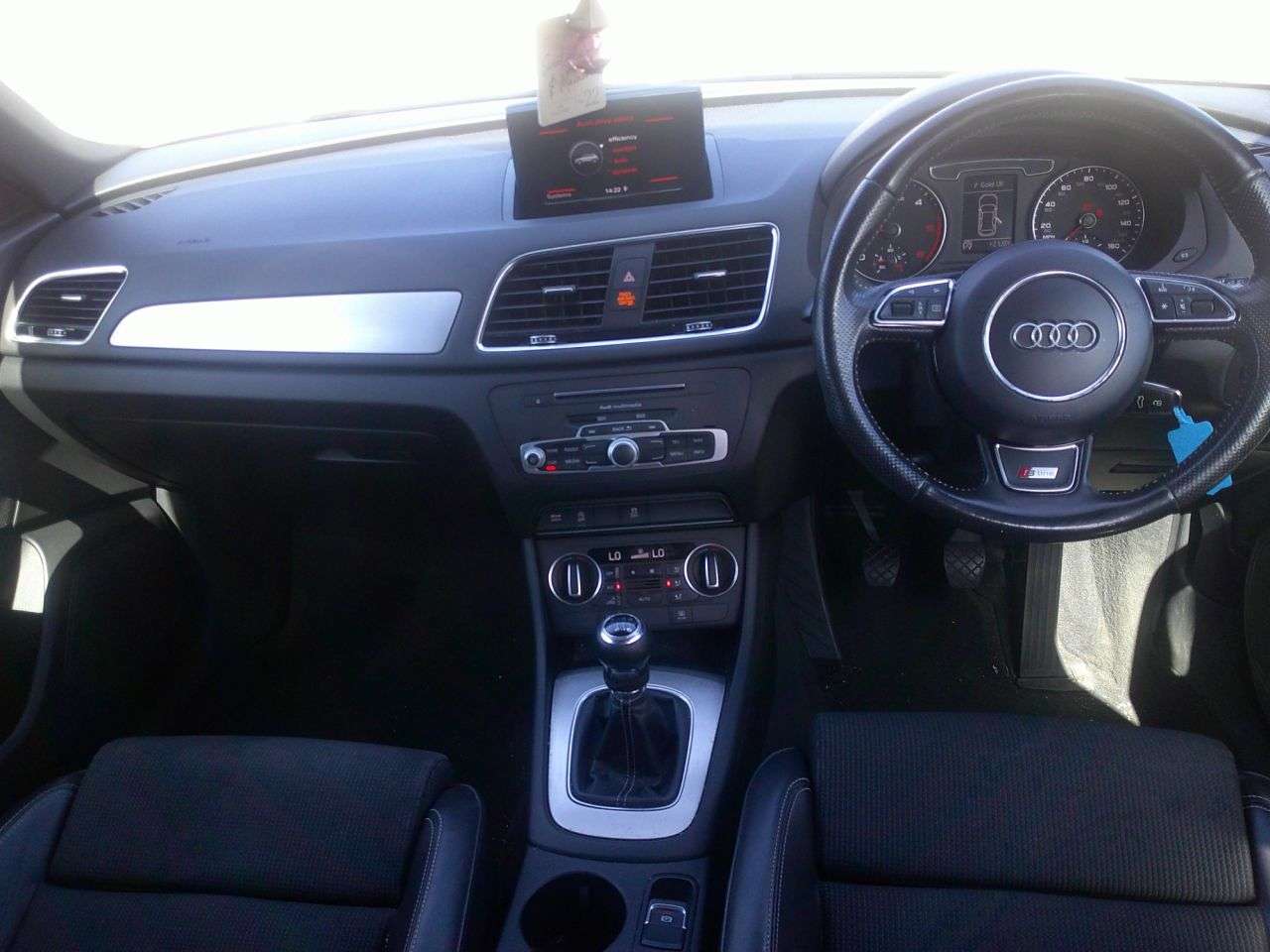 A 2016 AUDI Q3 2.0 TDI S line SUV 5dr Diesel Manual Euro 6 (s/s) (Nav) (150 ps) GREAT SELE A 2016 AUDI Q3 2.0 TDI S line SUV 5dr Diesel Manual Euro 6 (s/s) (Nav) (150 ps) GREAT SELE