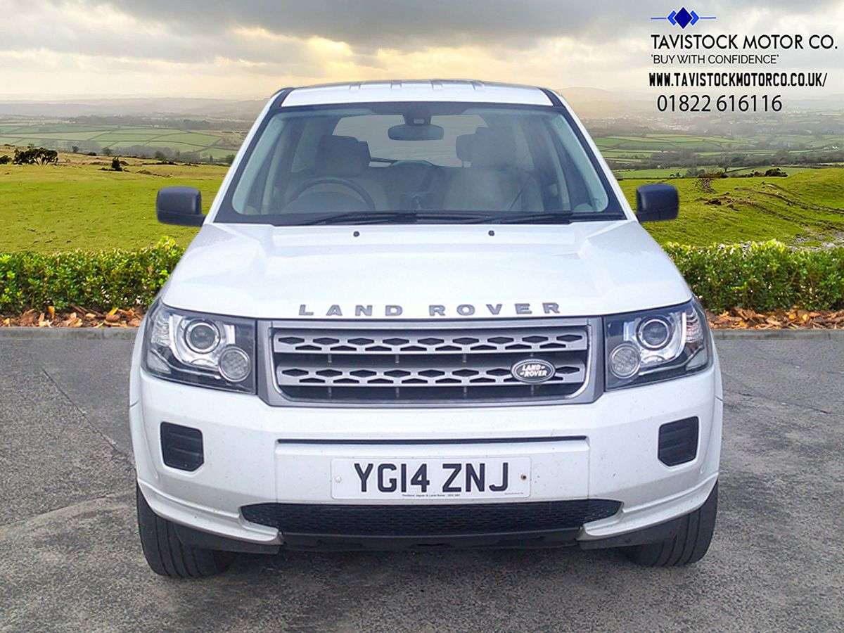 A 2014 LAND ROVER FREELANDER 2 2.2 TD4 S SUV 5dr Diesel CommandShift 4WD Euro 5 (150 ps) GREAT SELECTION O A 2014 LAND ROVER FREELANDER 2 2.2 TD4 S SUV 5dr Diesel CommandShift 4WD Euro 5 (150 ps) GREAT SELECTION O