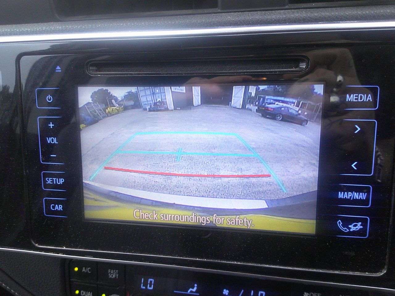 2015 TOYOTA AURIS 2015 TOYOTA AURIS