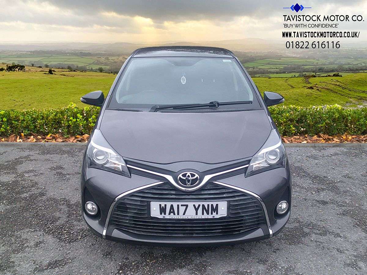 A 2017 TOYOTA YARIS 1.33 Dual VVT-i Icon Hatchback 5dr Petrol Multidrive S Euro 6 (99 ps) A 2017 TOYOTA YARIS 1.33 Dual VVT-i Icon Hatchback 5dr Petrol Multidrive S Euro 6 (99 ps)