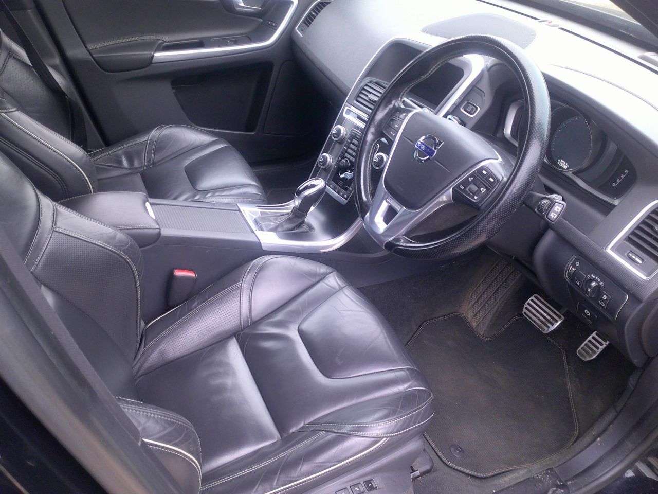 2014 VOLVO XC60 2014 VOLVO XC60