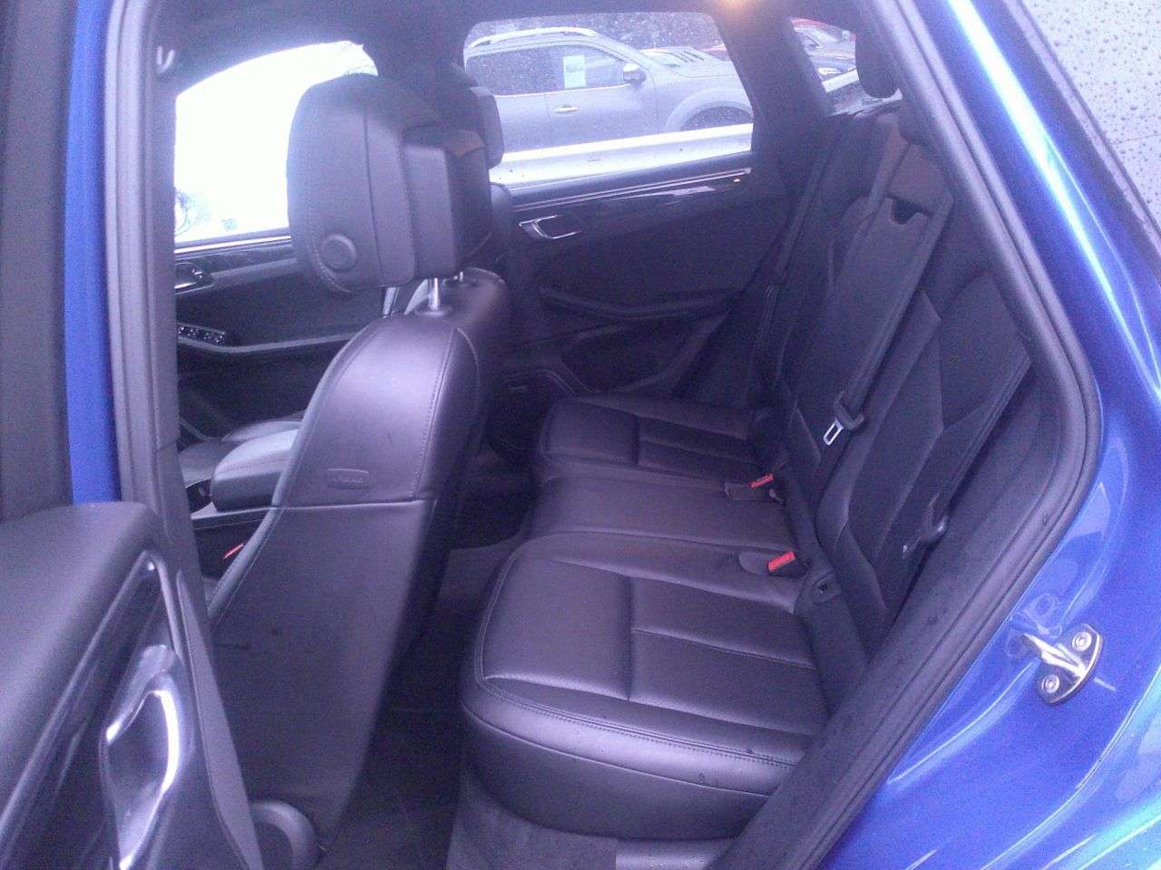 2016 PORSCHE MACAN 2016 PORSCHE MACAN