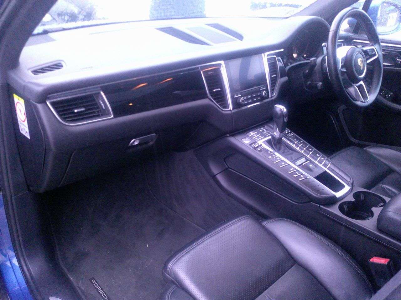 2016 PORSCHE MACAN 2016 PORSCHE MACAN