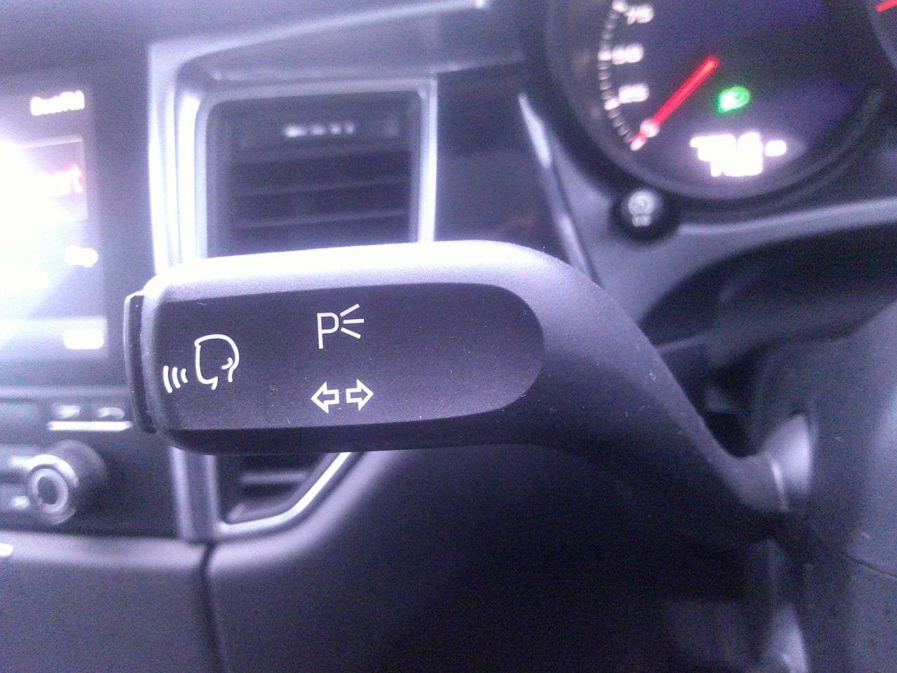 2016 PORSCHE MACAN 2016 PORSCHE MACAN