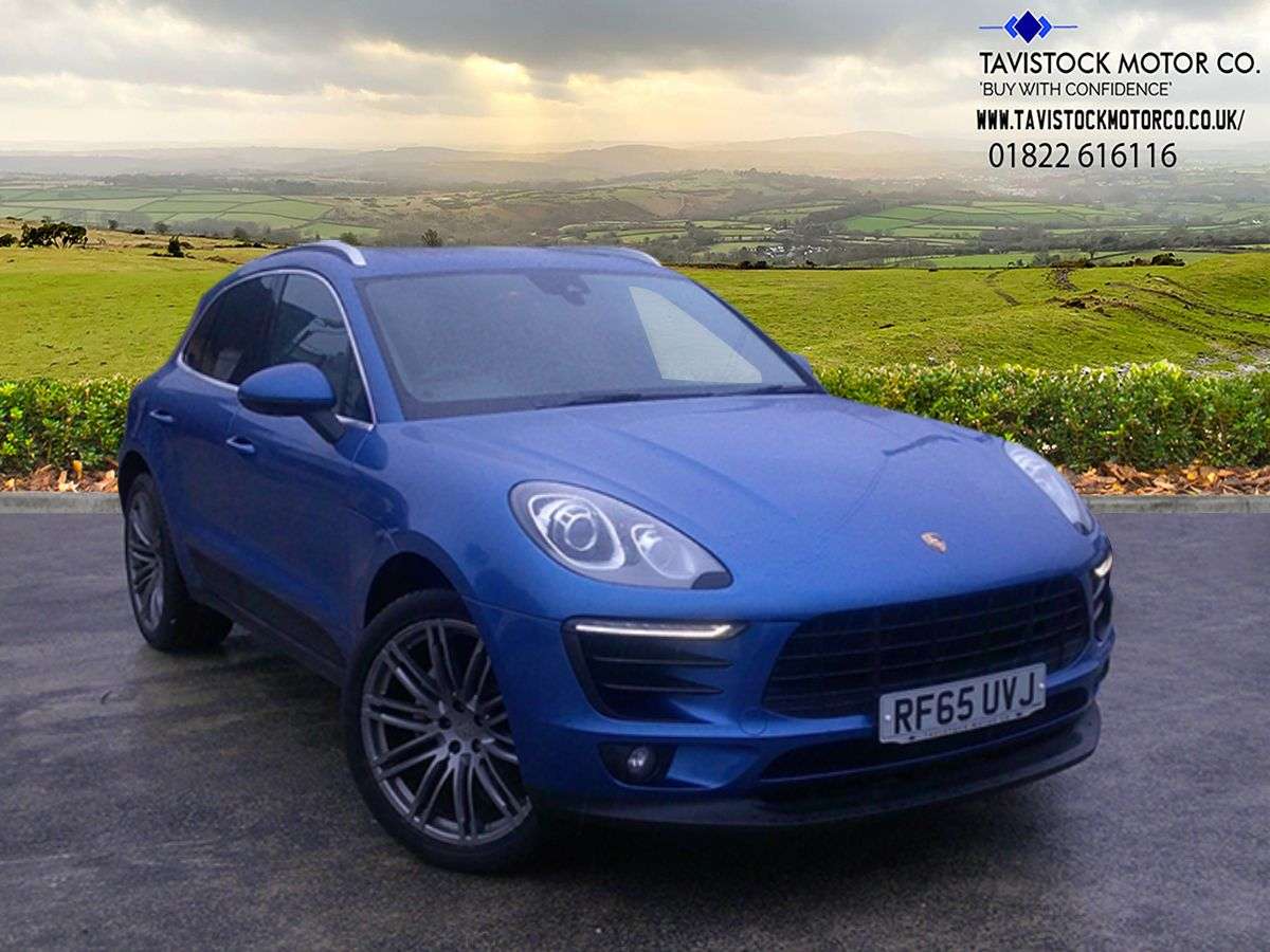 A 2016 PORSCHE MACAN 2.0T SUV 5dr Petrol PDK 4WD Euro 6 (s/s) (252 ps) GREAT SELECTION OF USED C A 2016 PORSCHE MACAN 2.0T SUV 5dr Petrol PDK 4WD Euro 6 (s/s) (252 ps) GREAT SELECTION OF USED C