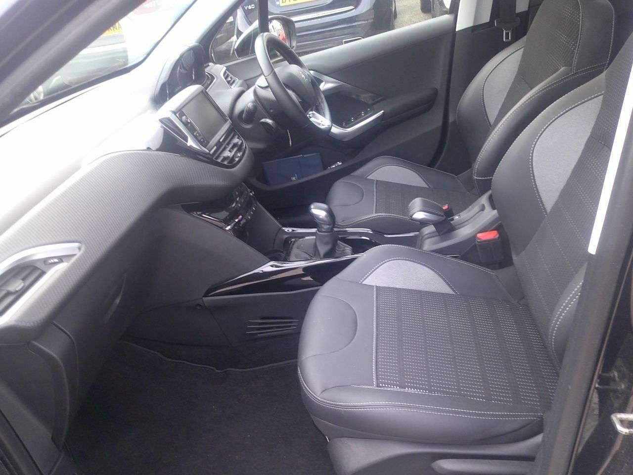2019 PEUGEOT 2008 2019 PEUGEOT 2008
