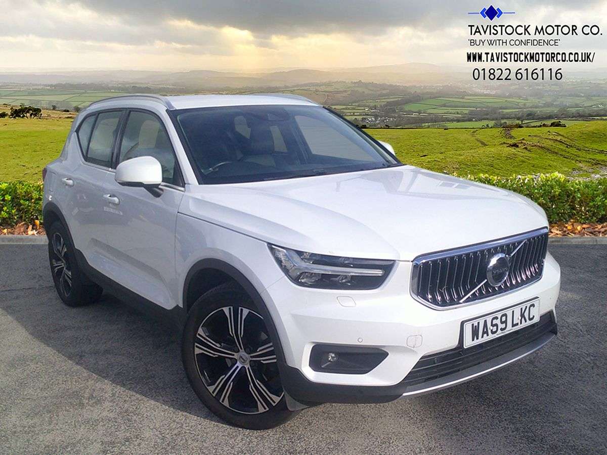 A 2019 VOLVO XC40 2.0 D3 Inscription Pro SUV 5dr Diesel Manual Euro 6 (s/s) (150 ps) GREAT SE A 2019 VOLVO XC40 2.0 D3 Inscription Pro SUV 5dr Diesel Manual Euro 6 (s/s) (150 ps) GREAT SE