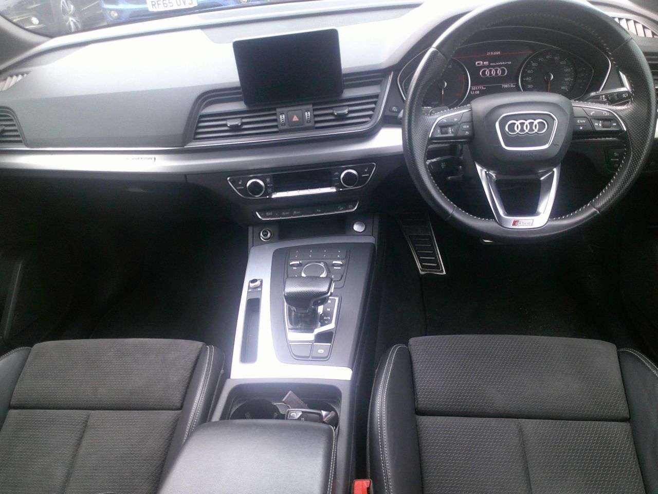 A 2017 AUDI Q5 2.0 TDI S line SUV 5dr Diesel S Tronic quattro Euro 6 (s/s) (190 ps) GREAT A 2017 AUDI Q5 2.0 TDI S line SUV 5dr Diesel S Tronic quattro Euro 6 (s/s) (190 ps) GREAT