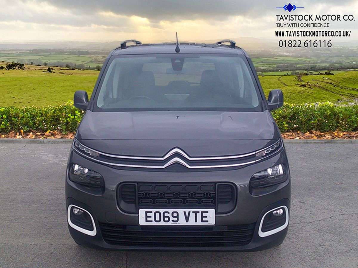 A 2019 CITROEN BERLINGO 1.5 BlueHDi Flair M MPV 5dr Diesel EAT Euro 6 (s/s) (130 ps) GREAT SELECTIO A 2019 CITROEN BERLINGO 1.5 BlueHDi Flair M MPV 5dr Diesel EAT Euro 6 (s/s) (130 ps) GREAT SELECTIO