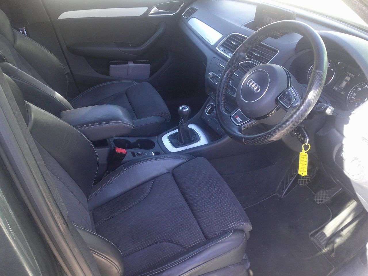 2015 AUDI Q3 2015 AUDI Q3