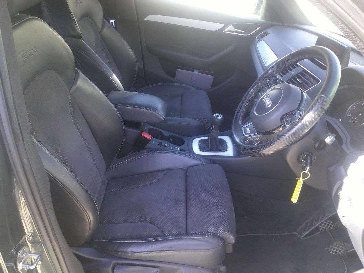 2015 AUDI Q3 2015 AUDI Q3