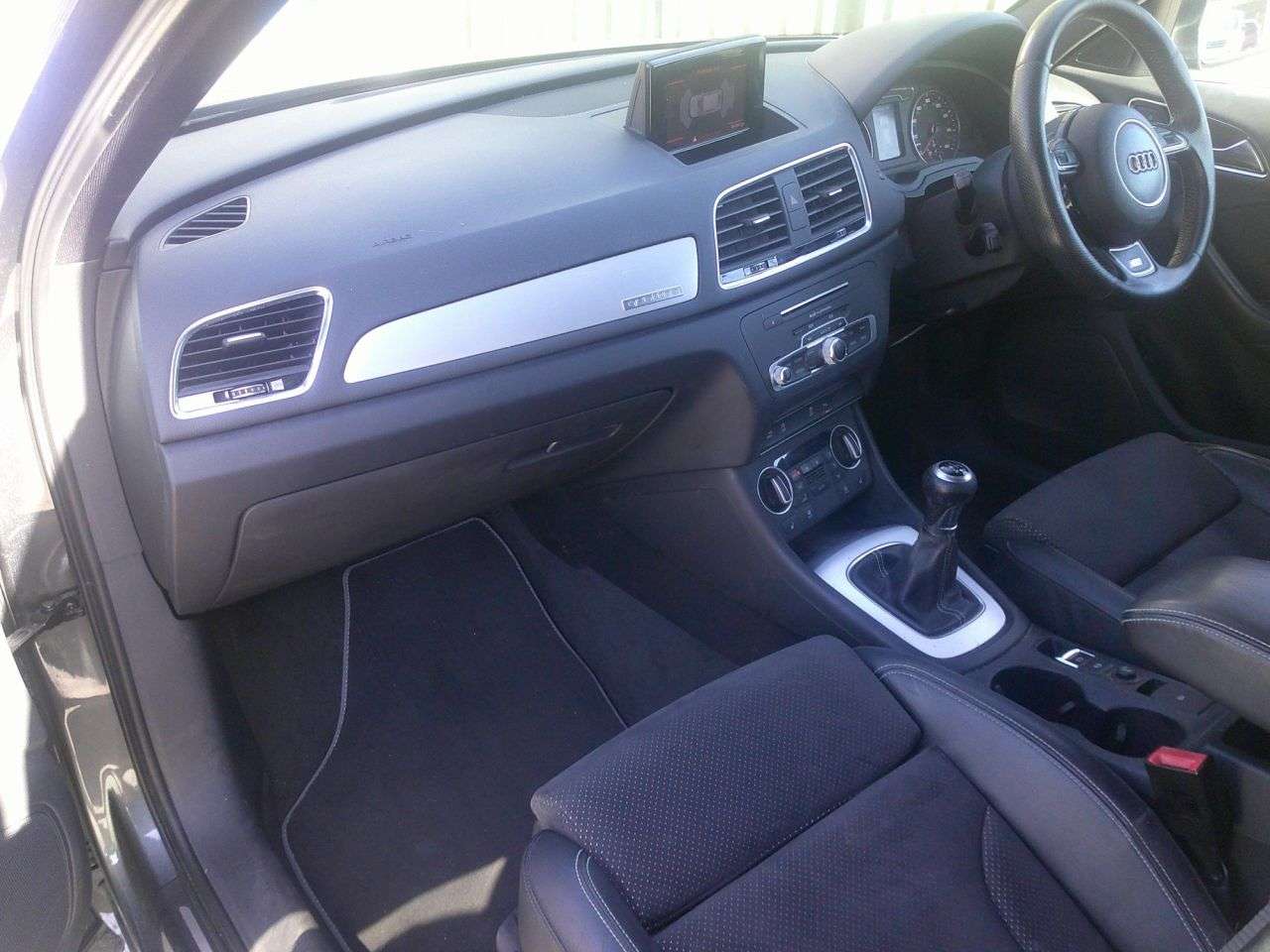 2015 AUDI Q3 2015 AUDI Q3
