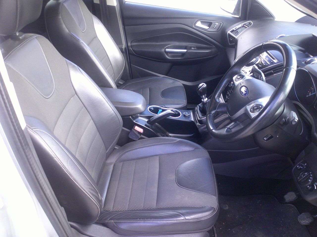 2015 FORD KUGA 2015 FORD KUGA