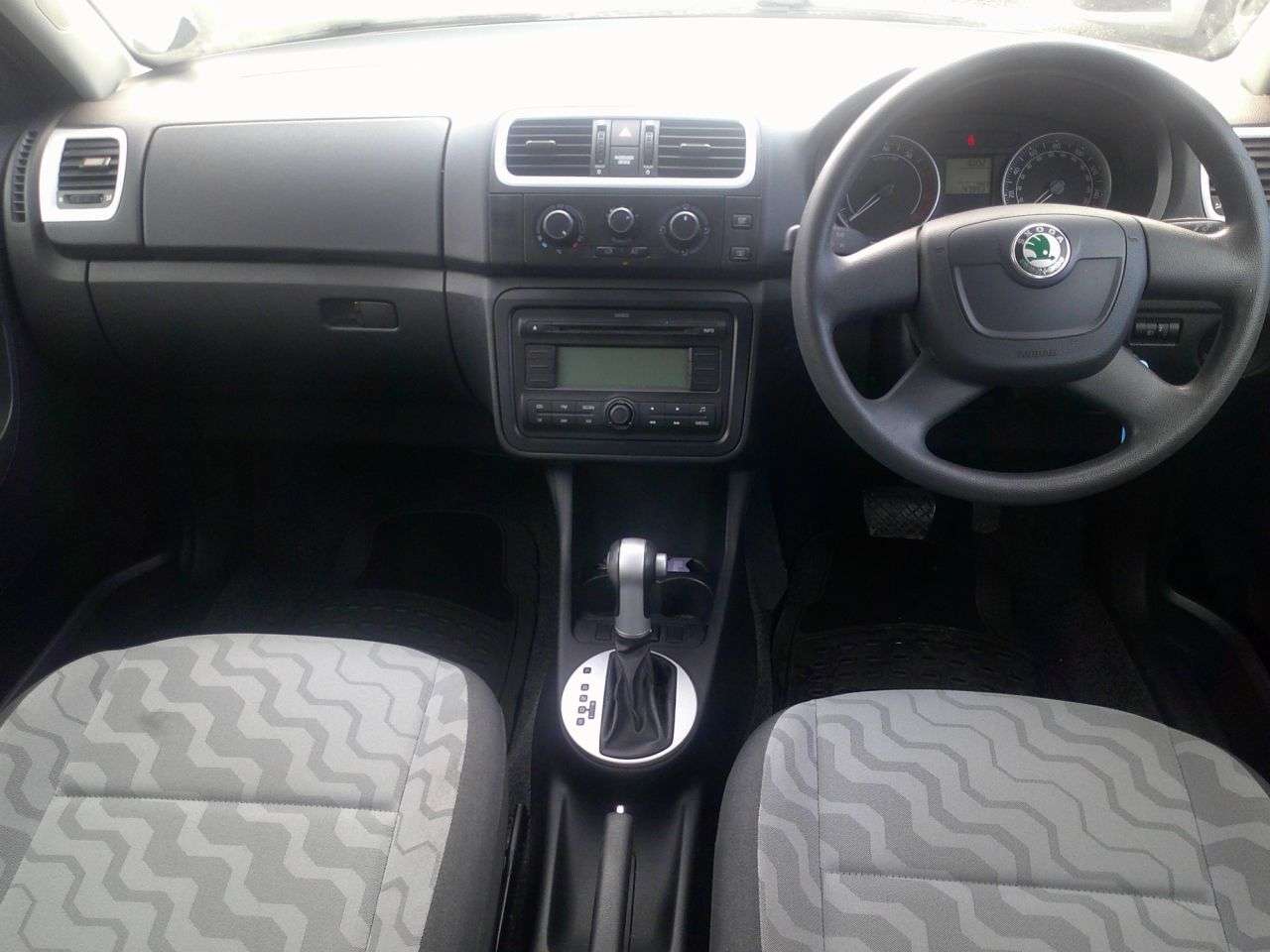 A 2010 SKODA FABIA 1.6 16V 1 Hatchback 5dr Petrol Tiptronic (180 g/km, 105 bhp) GREAT SELECTIO A 2010 SKODA FABIA 1.6 16V 1 Hatchback 5dr Petrol Tiptronic (180 g/km, 105 bhp) GREAT SELECTIO