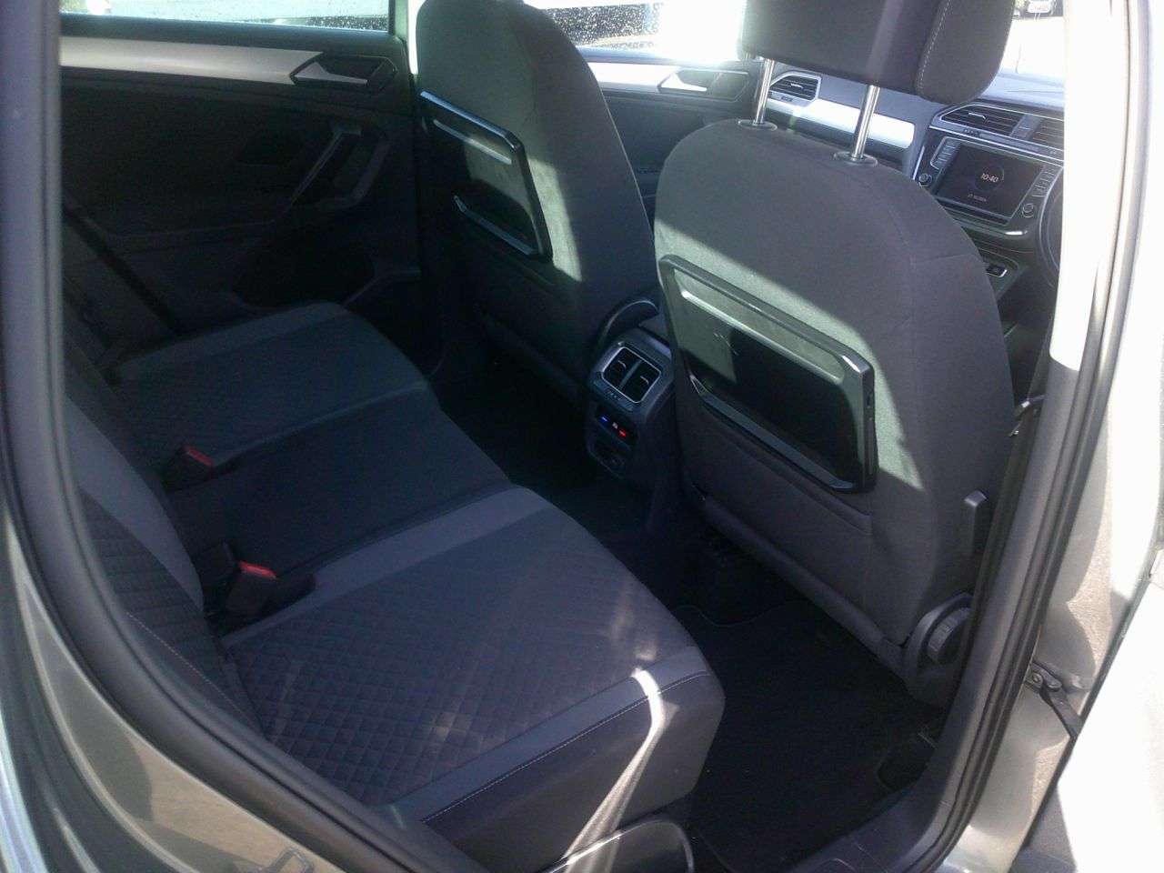 2017 VOLKSWAGEN TIGUAN 2017 VOLKSWAGEN TIGUAN