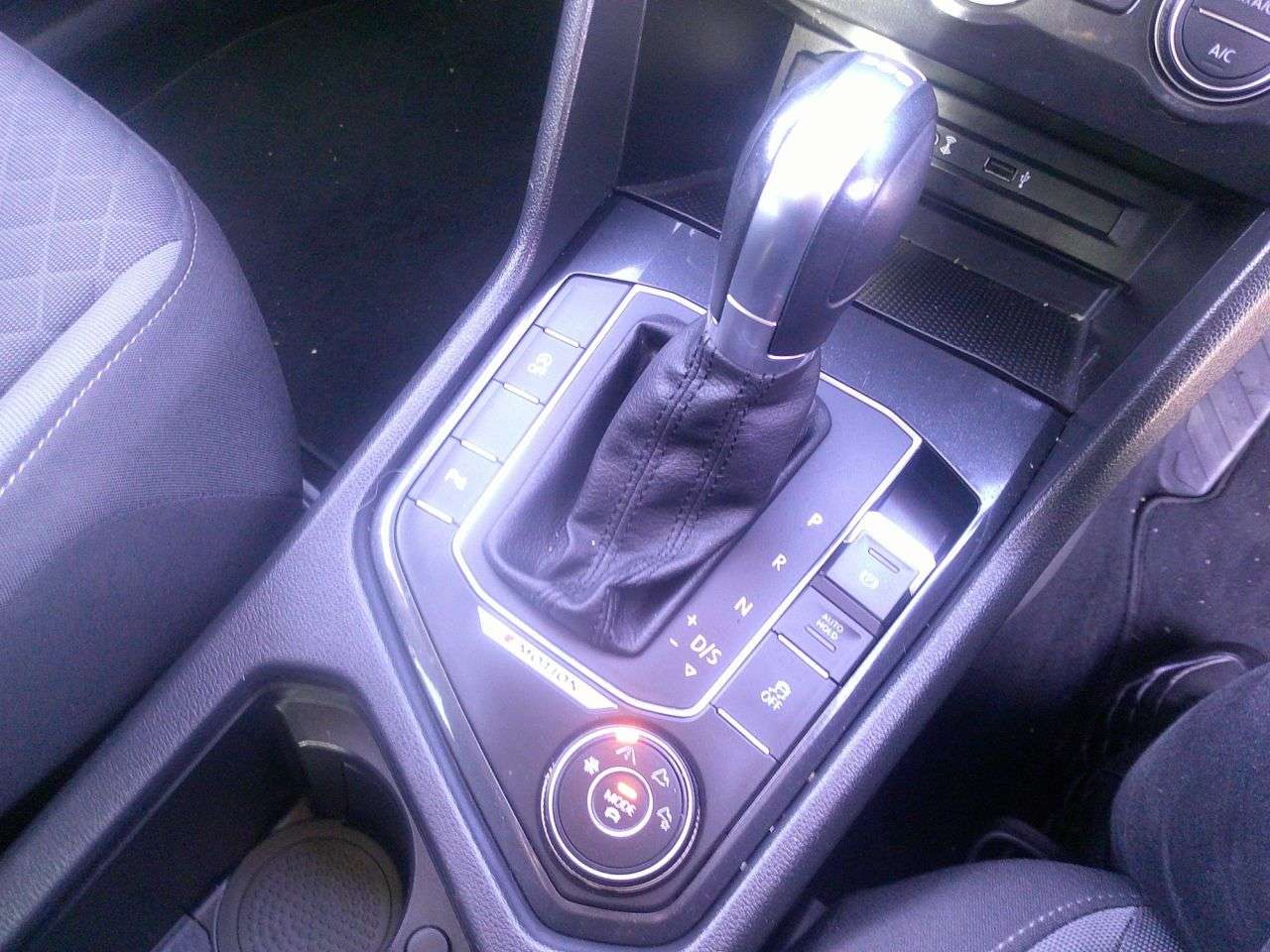 2017 VOLKSWAGEN TIGUAN 2017 VOLKSWAGEN TIGUAN
