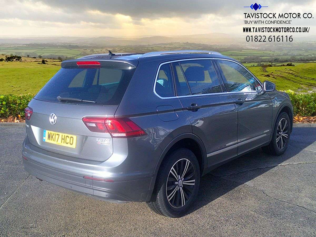 2017 VOLKSWAGEN TIGUAN 2017 VOLKSWAGEN TIGUAN