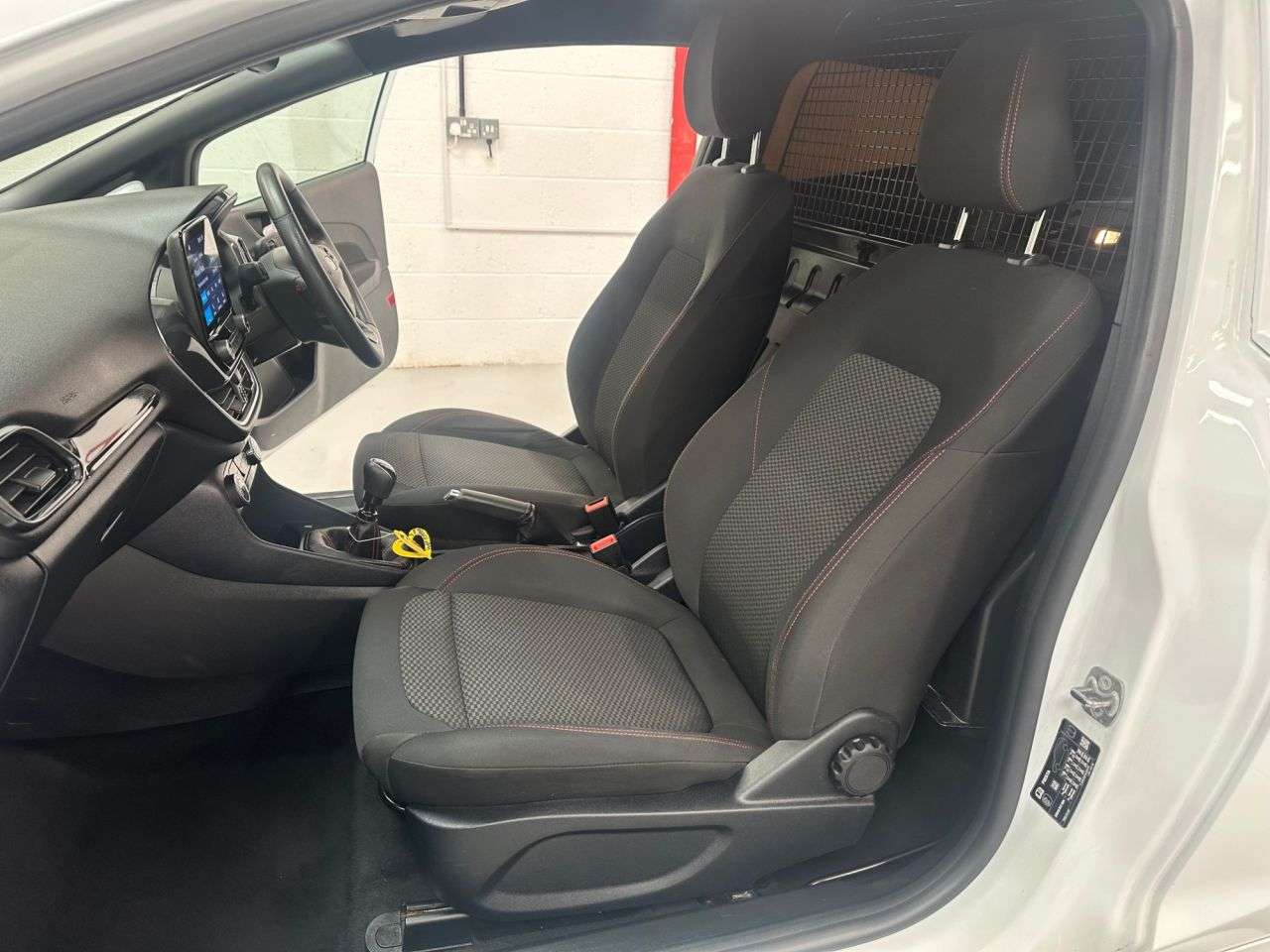 2021 FORD FIESTA VAN 2021 FORD FIESTA VAN