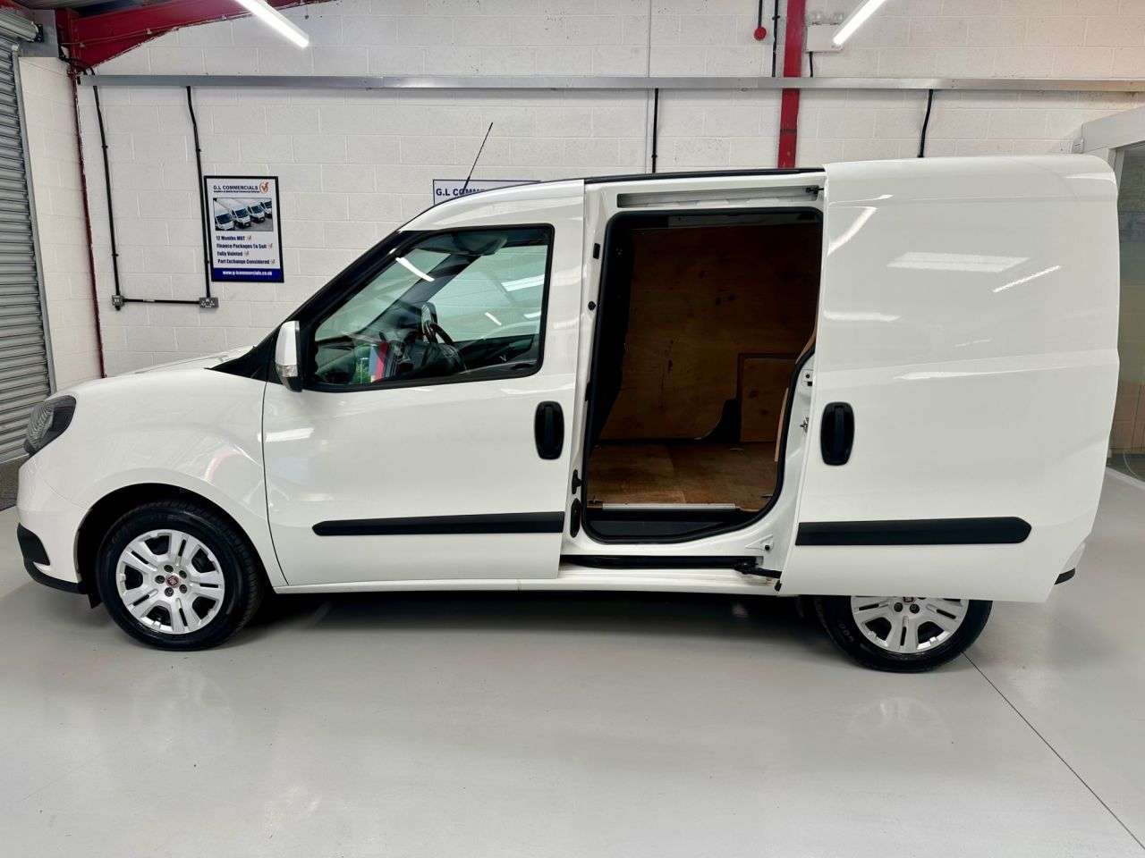 2023 FIAT DOBLO 2023 FIAT DOBLO