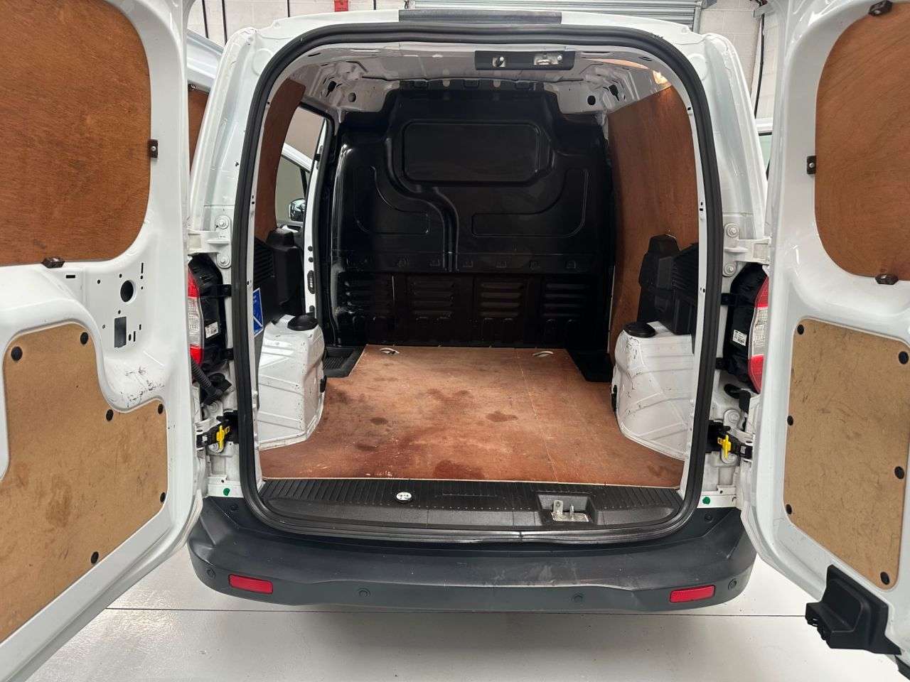 2021 FORD TRANSIT COURIER 2021 FORD TRANSIT COURIER