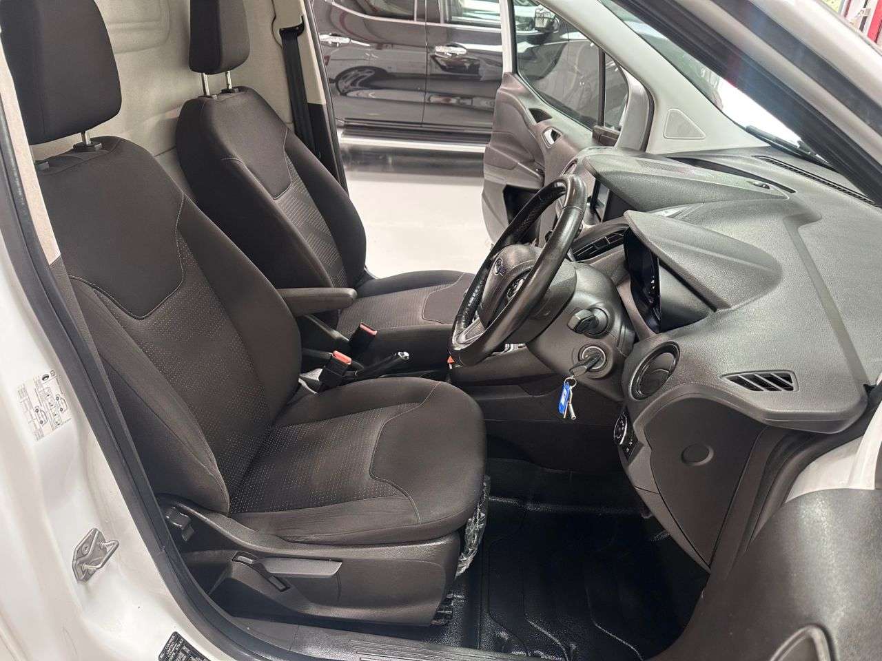 2021 FORD TRANSIT COURIER 2021 FORD TRANSIT COURIER