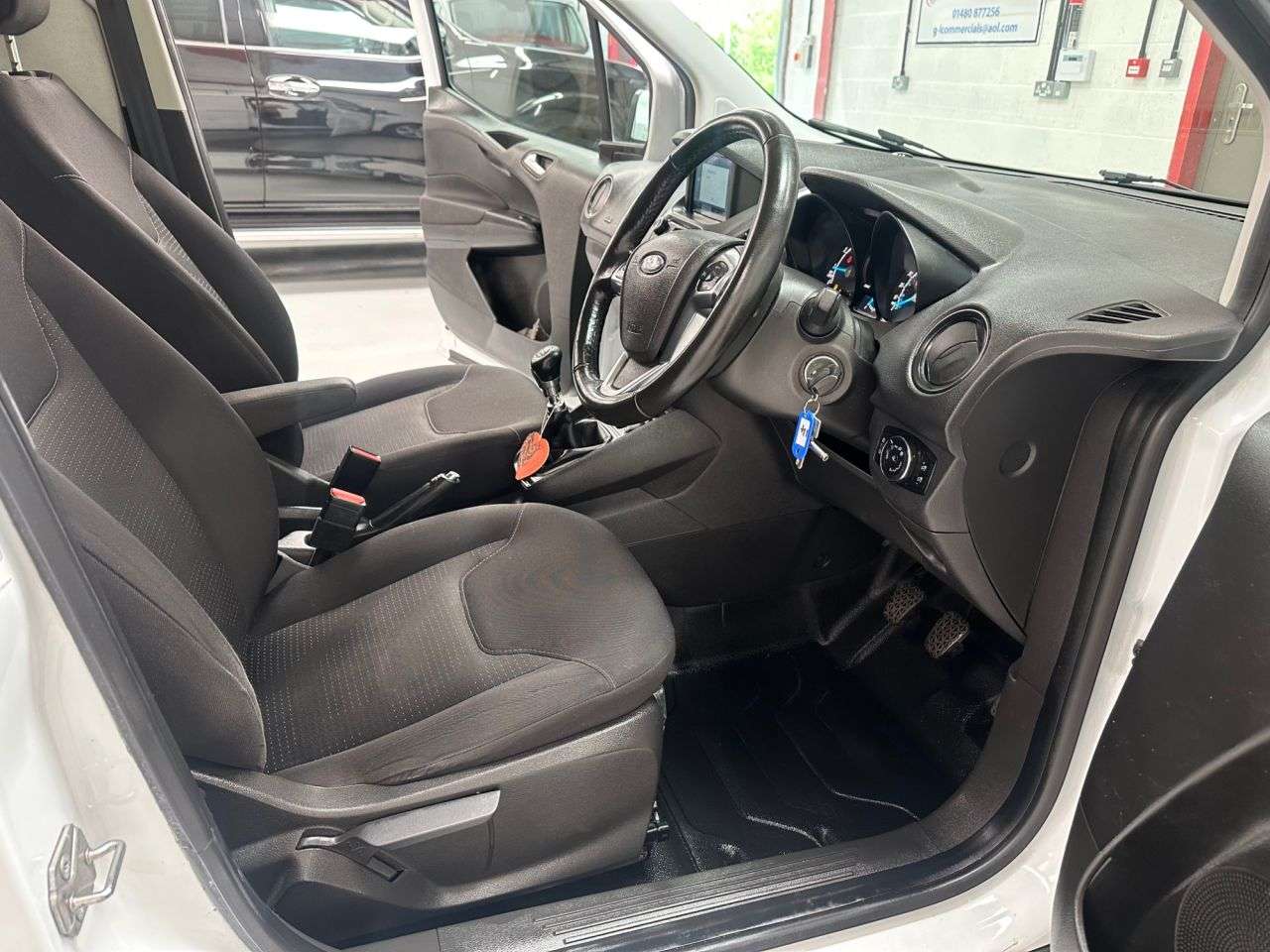 2021 FORD TRANSIT COURIER 2021 FORD TRANSIT COURIER