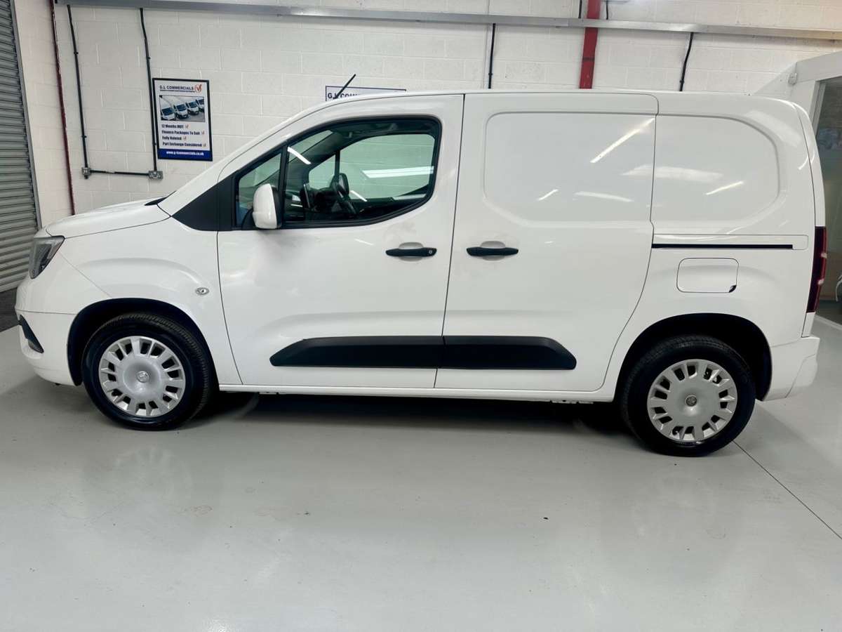 Check out this Vauxhall Combo 2021 Diesel Manual