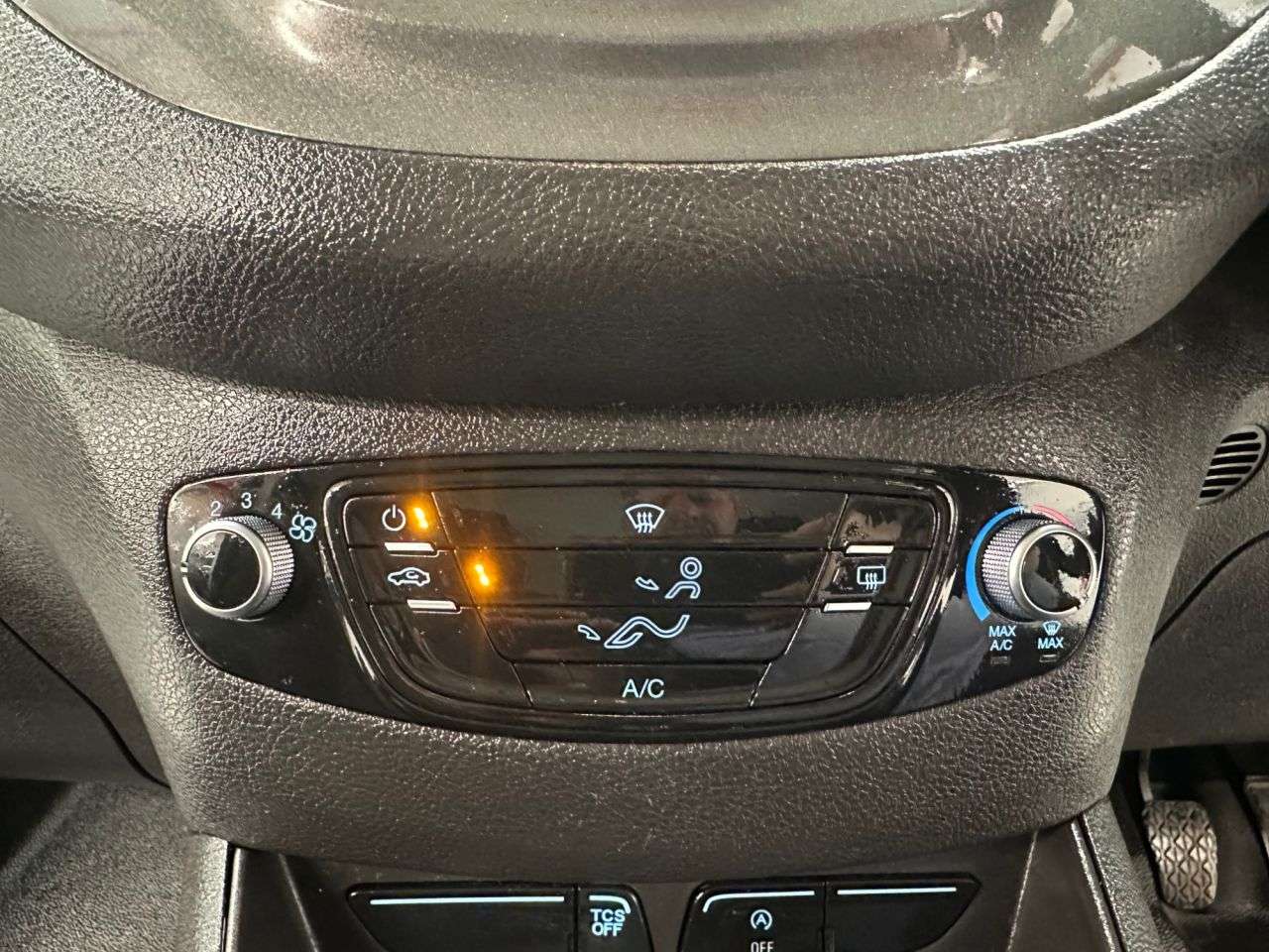 2022 FORD TRANSIT COURIER 2022 FORD TRANSIT COURIER