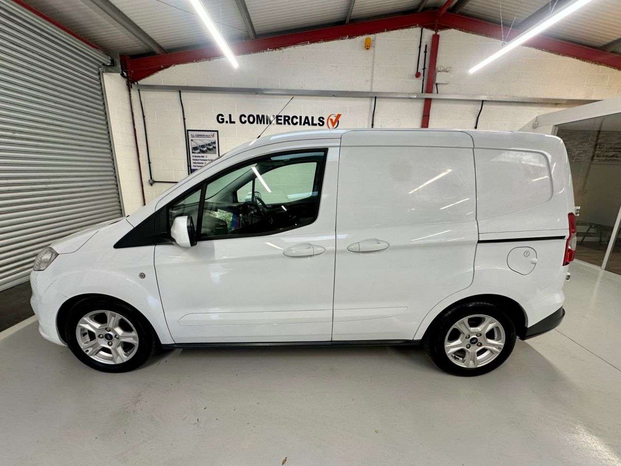 2022 FORD TRANSIT COURIER 2022 FORD TRANSIT COURIER