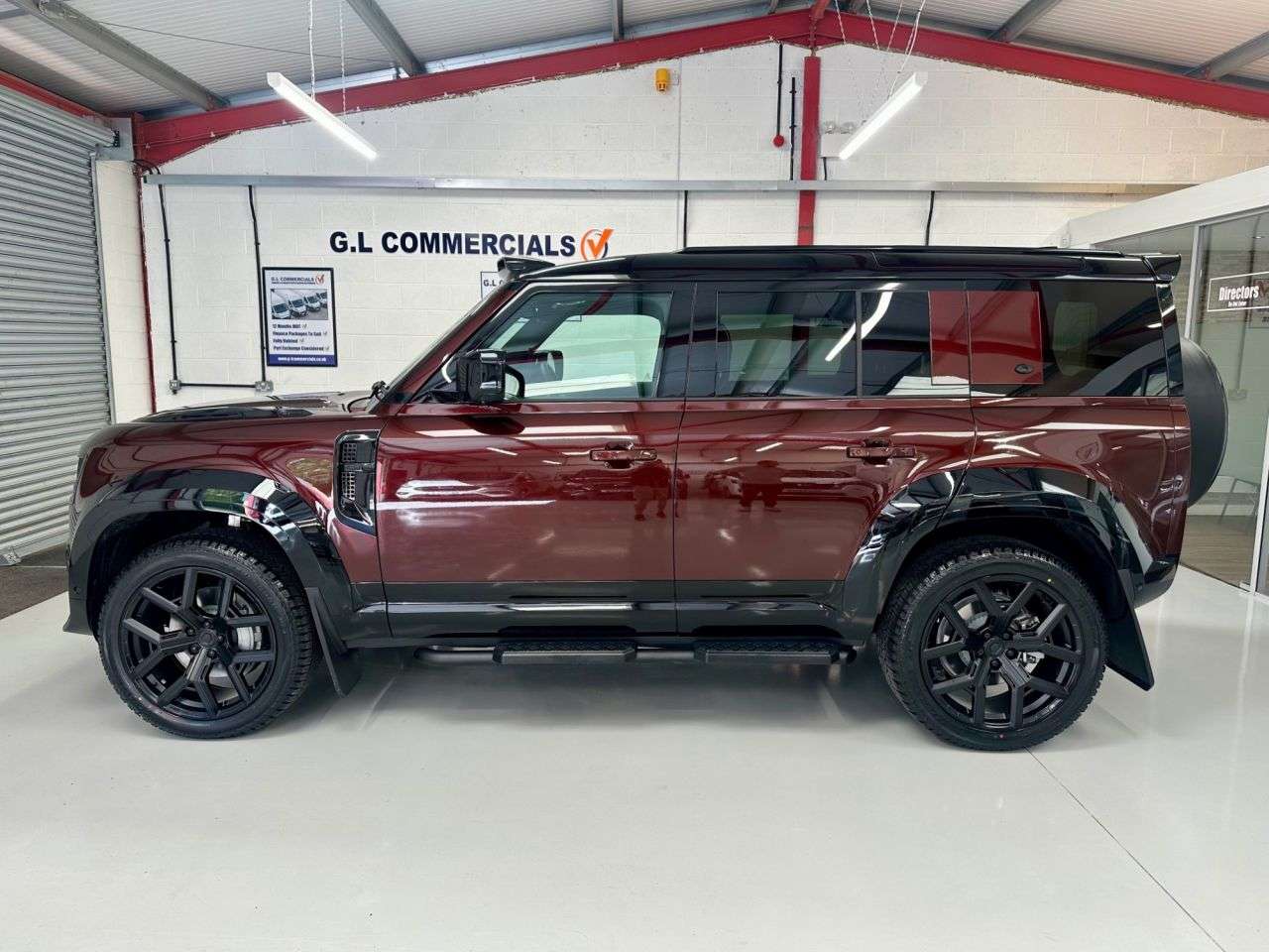 2025 LAND ROVER DEFENDER 2025 LAND ROVER DEFENDER