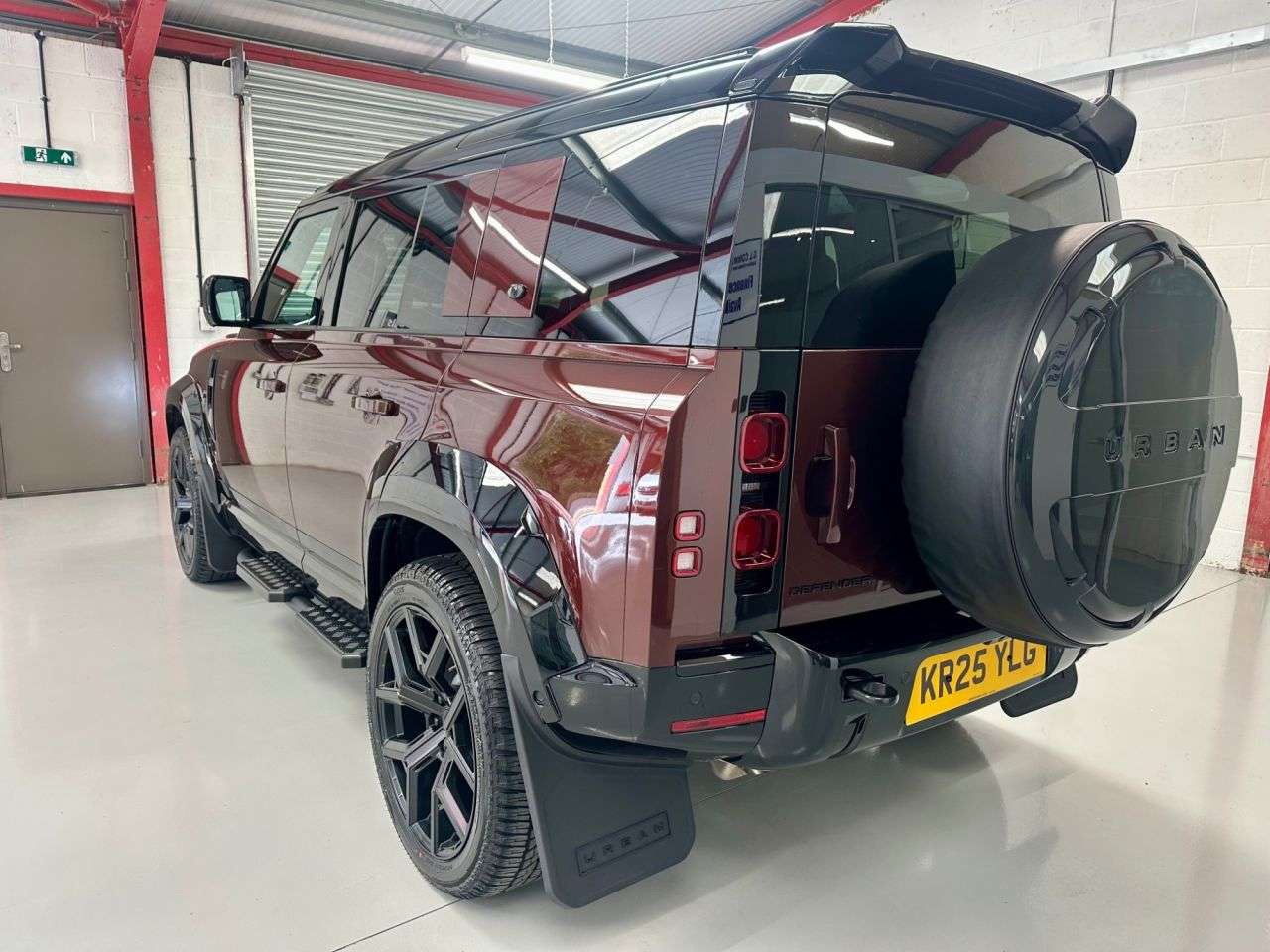 2025 LAND ROVER DEFENDER 2025 LAND ROVER DEFENDER