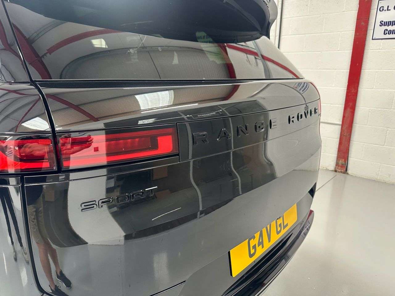 2025 LAND ROVER DEFENDER 2025 LAND ROVER DEFENDER