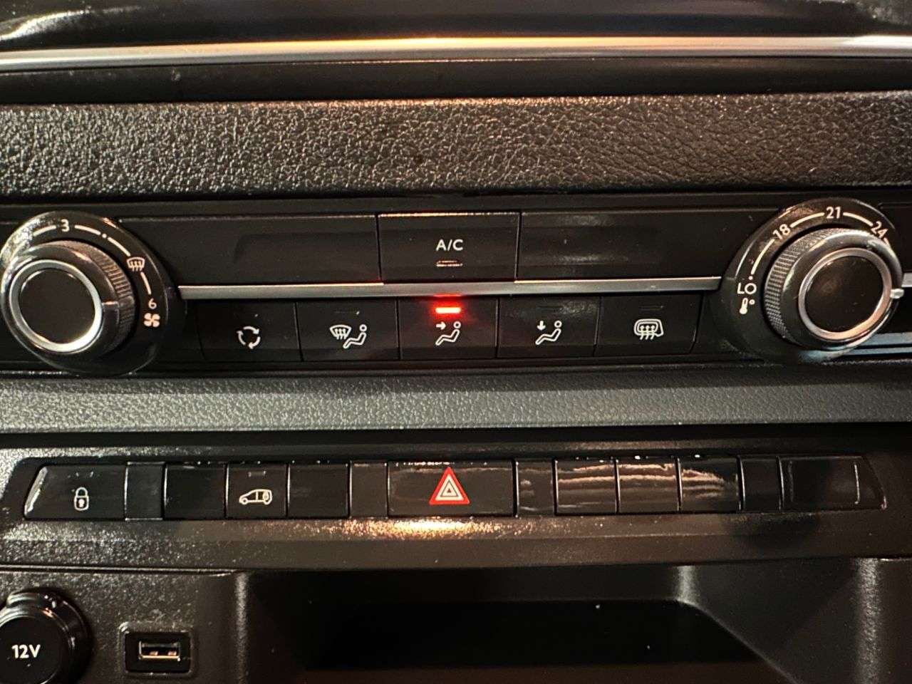 2022 VAUXHALL VIVARO 2022 VAUXHALL VIVARO