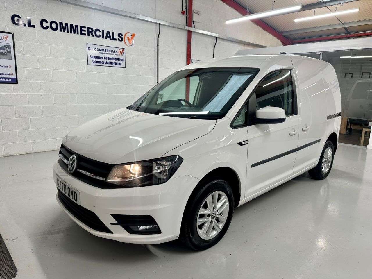 A 2020 VOLKSWAGEN CADDY 2.0 TDI C20 Highline SWB Euro 6 102 BHP * SAT NAV ALLOY WHEELS * LOW MILES A 2020 VOLKSWAGEN CADDY 2.0 TDI C20 Highline SWB Euro 6 102 BHP * SAT NAV ALLOY WHEELS * LOW MILES