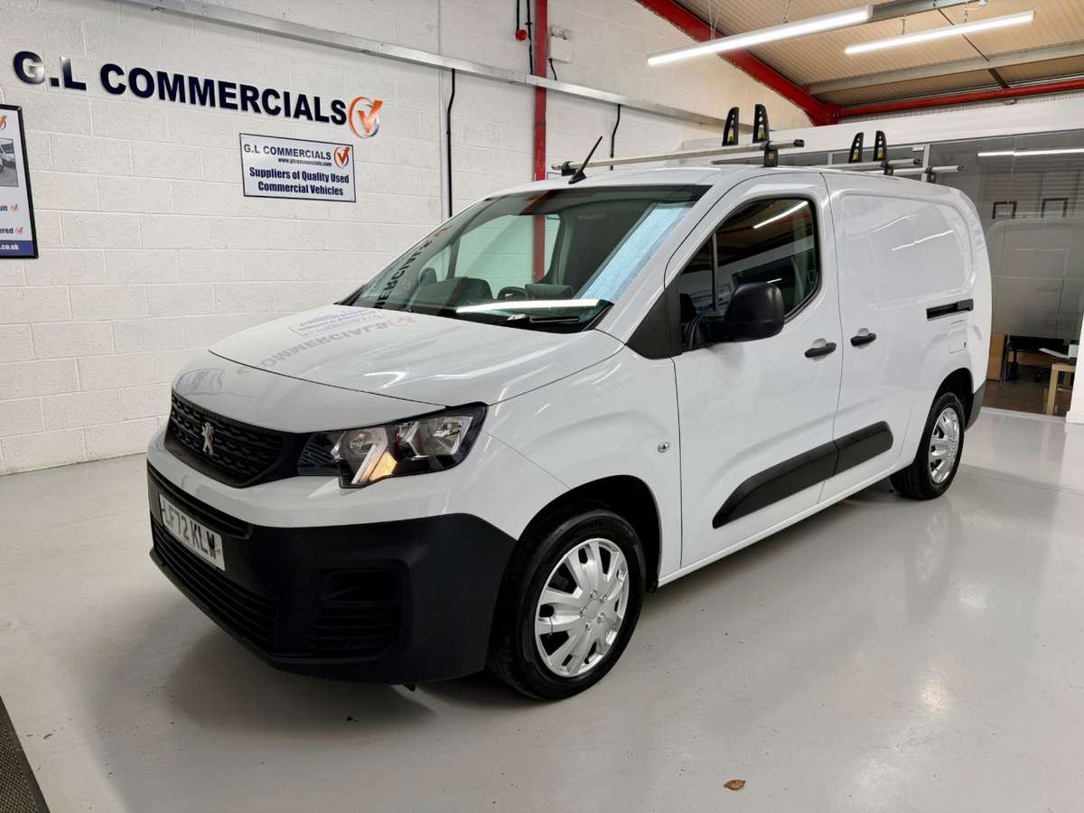 Check out this Peugeot Partner 2023 Diesel Manual