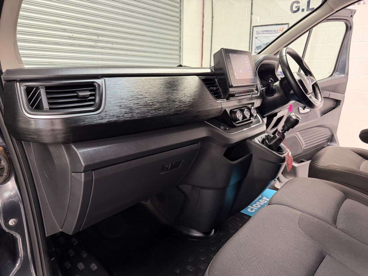 2022 RENAULT TRAFIC 2022 RENAULT TRAFIC