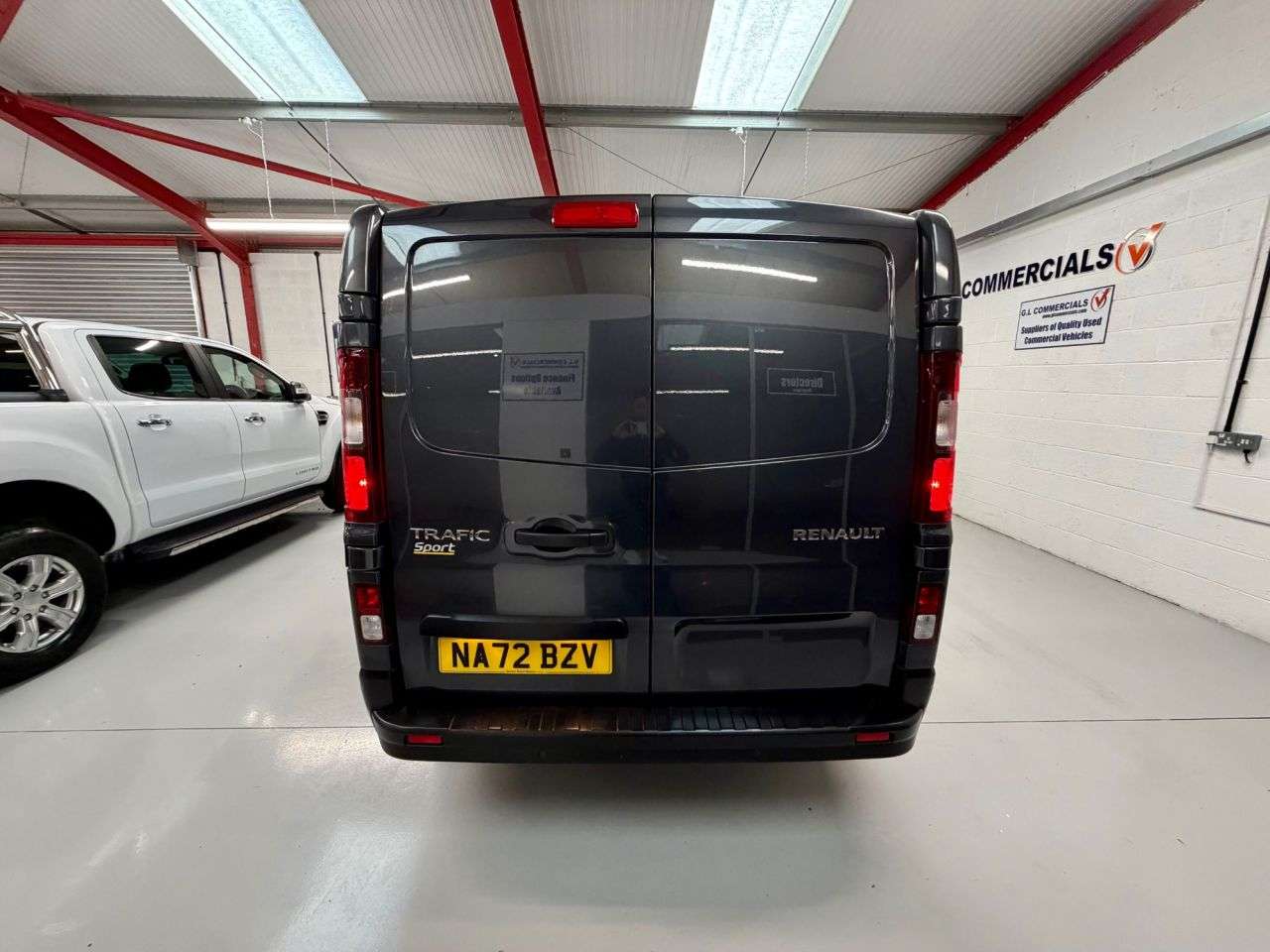 2022 RENAULT TRAFIC 2022 RENAULT TRAFIC