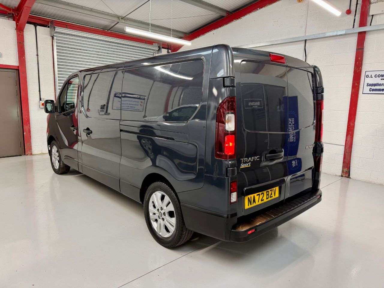 2022 RENAULT TRAFIC 2022 RENAULT TRAFIC