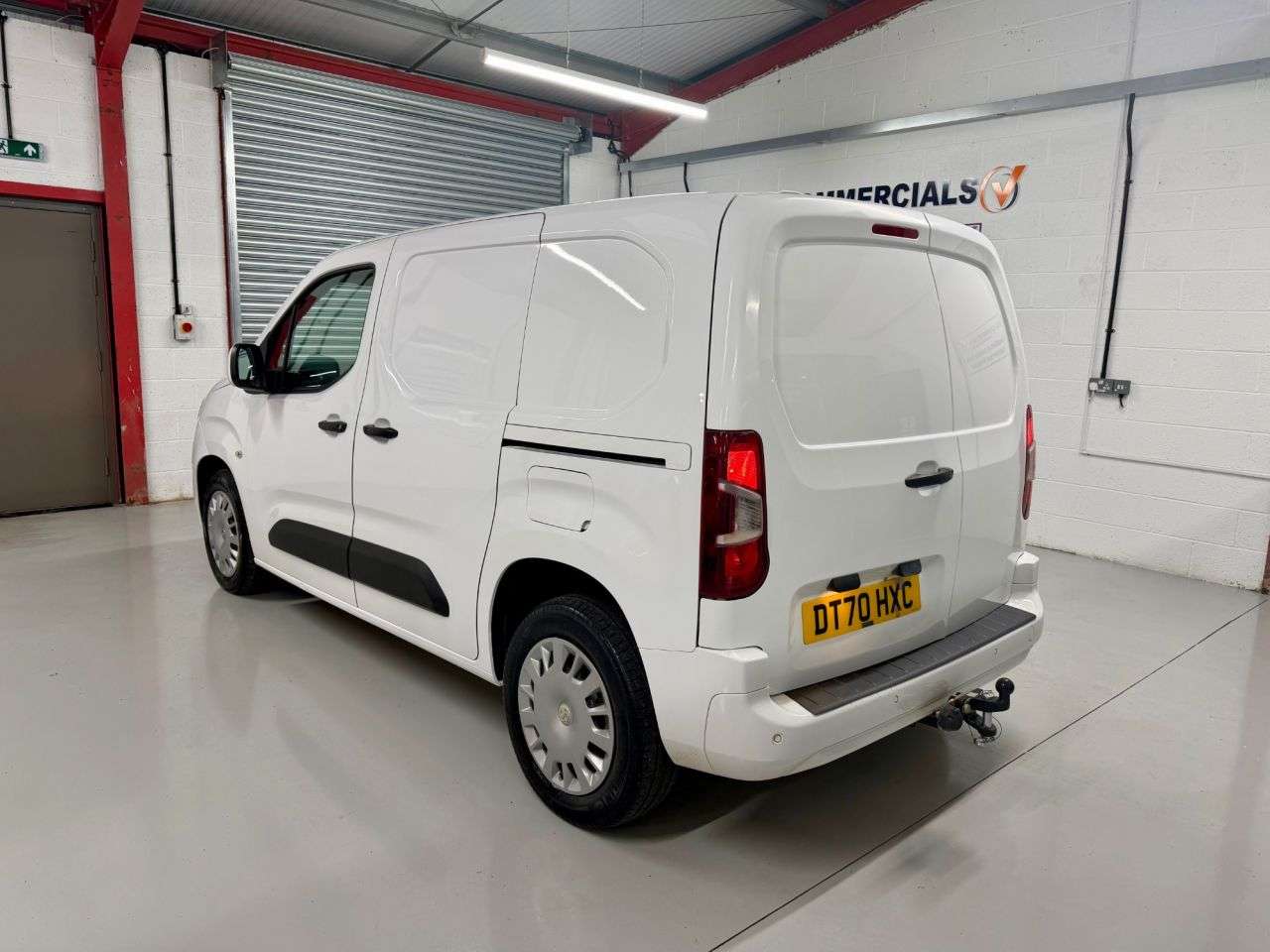 A 2021 VAUXHALL COMBO 1.5 Turbo D 2300 Sportive L1 Euro 6 100 BHP * 13,588 3 SEATER * 3 SEATER - A 2021 VAUXHALL COMBO 1.5 Turbo D 2300 Sportive L1 Euro 6 100 BHP * 13,588 3 SEATER * 3 SEATER -