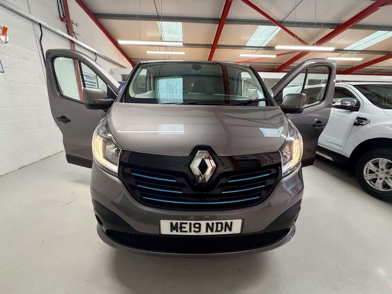 2019 RENAULT TRAFIC 2019 RENAULT TRAFIC