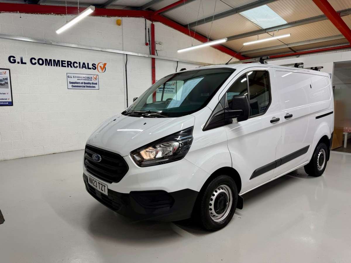 Check out this Ford Transit Custom 2023 Diesel Manual