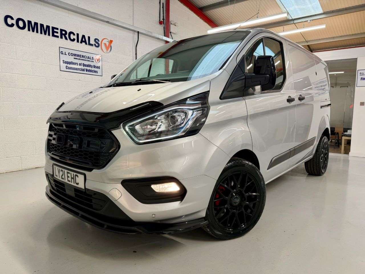 A 2021 FORD TRANSIT CUSTOM 2.0 280 EcoBlue Trend L1 SWB Euro 6 130 BHP * 52,982 AIR CON * APPLE CAR PL A 2021 FORD TRANSIT CUSTOM 2.0 280 EcoBlue Trend L1 SWB Euro 6 130 BHP * 52,982 AIR CON * APPLE CAR PL