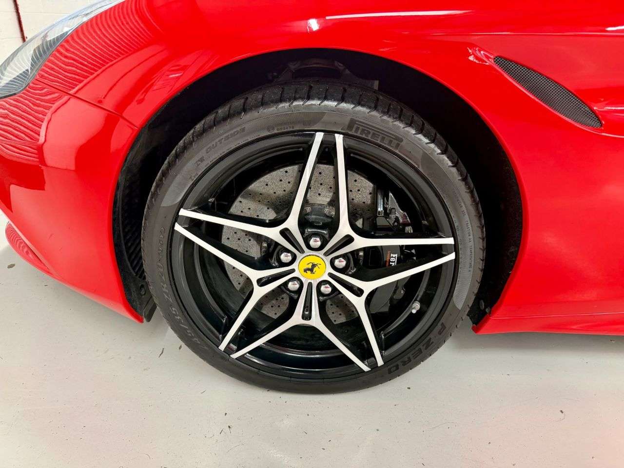 2015 FERRARI CALIFORNIA 2015 FERRARI CALIFORNIA