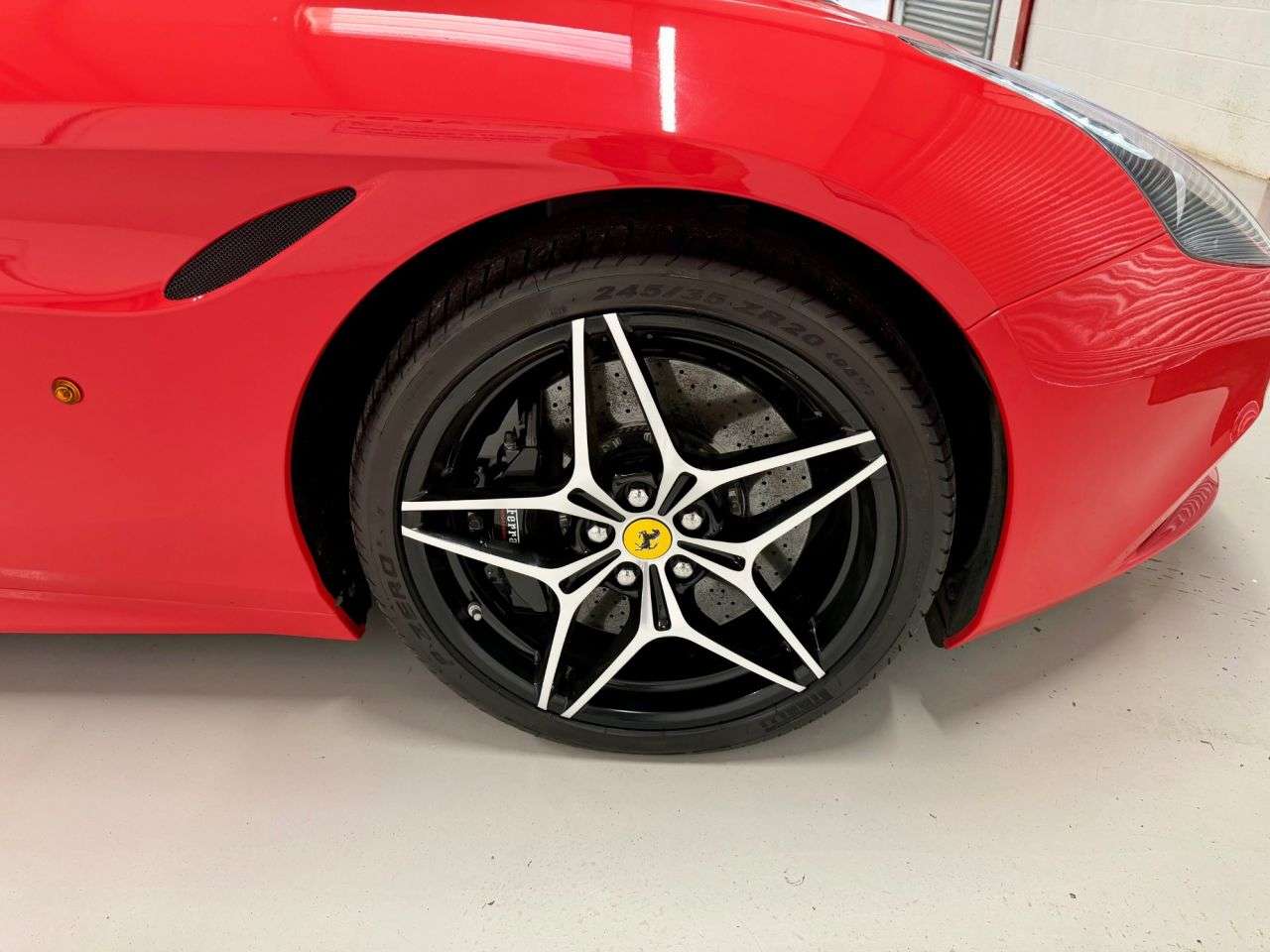 2015 FERRARI CALIFORNIA 2015 FERRARI CALIFORNIA