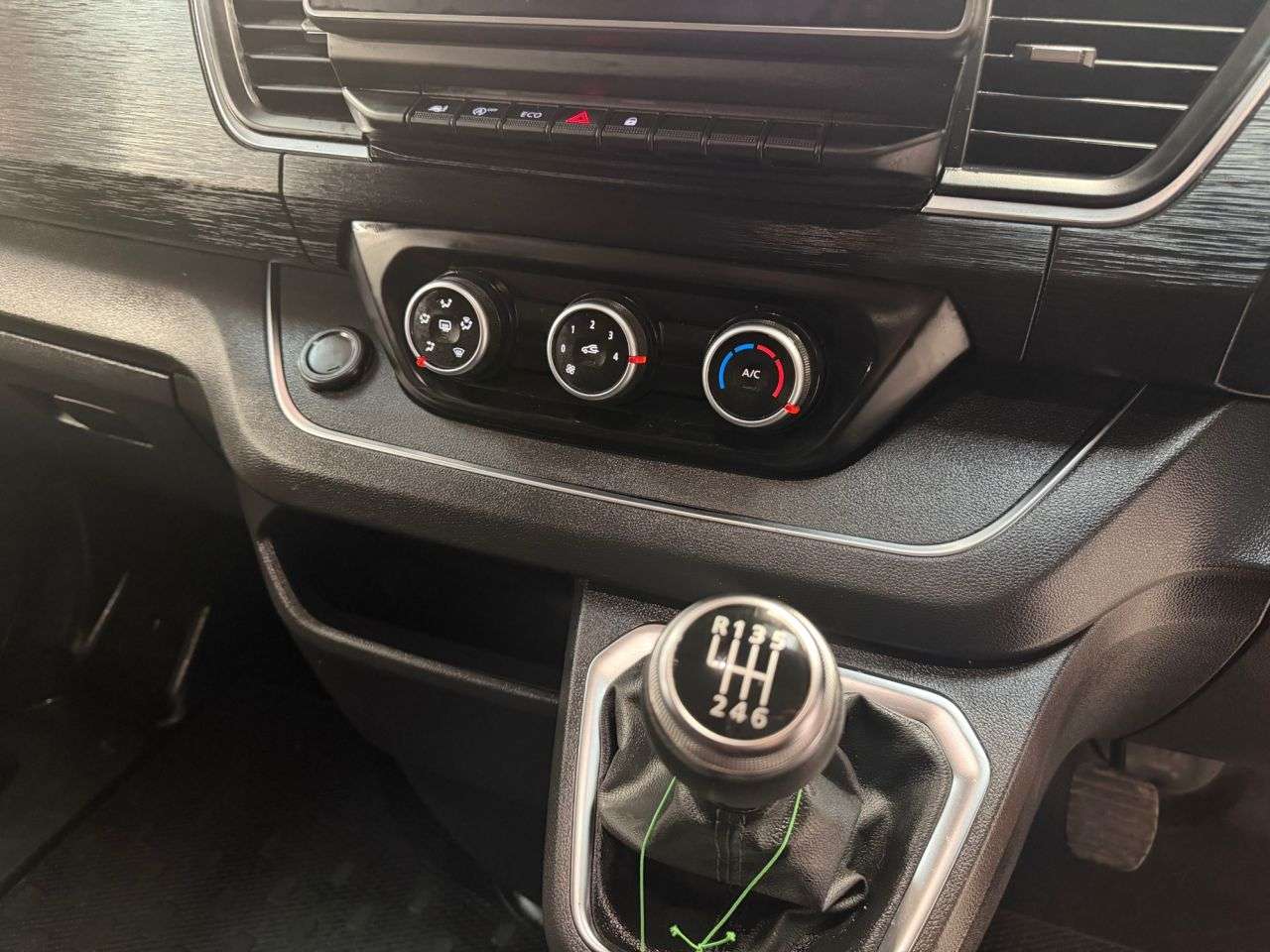 2022 RENAULT TRAFIC 2022 RENAULT TRAFIC