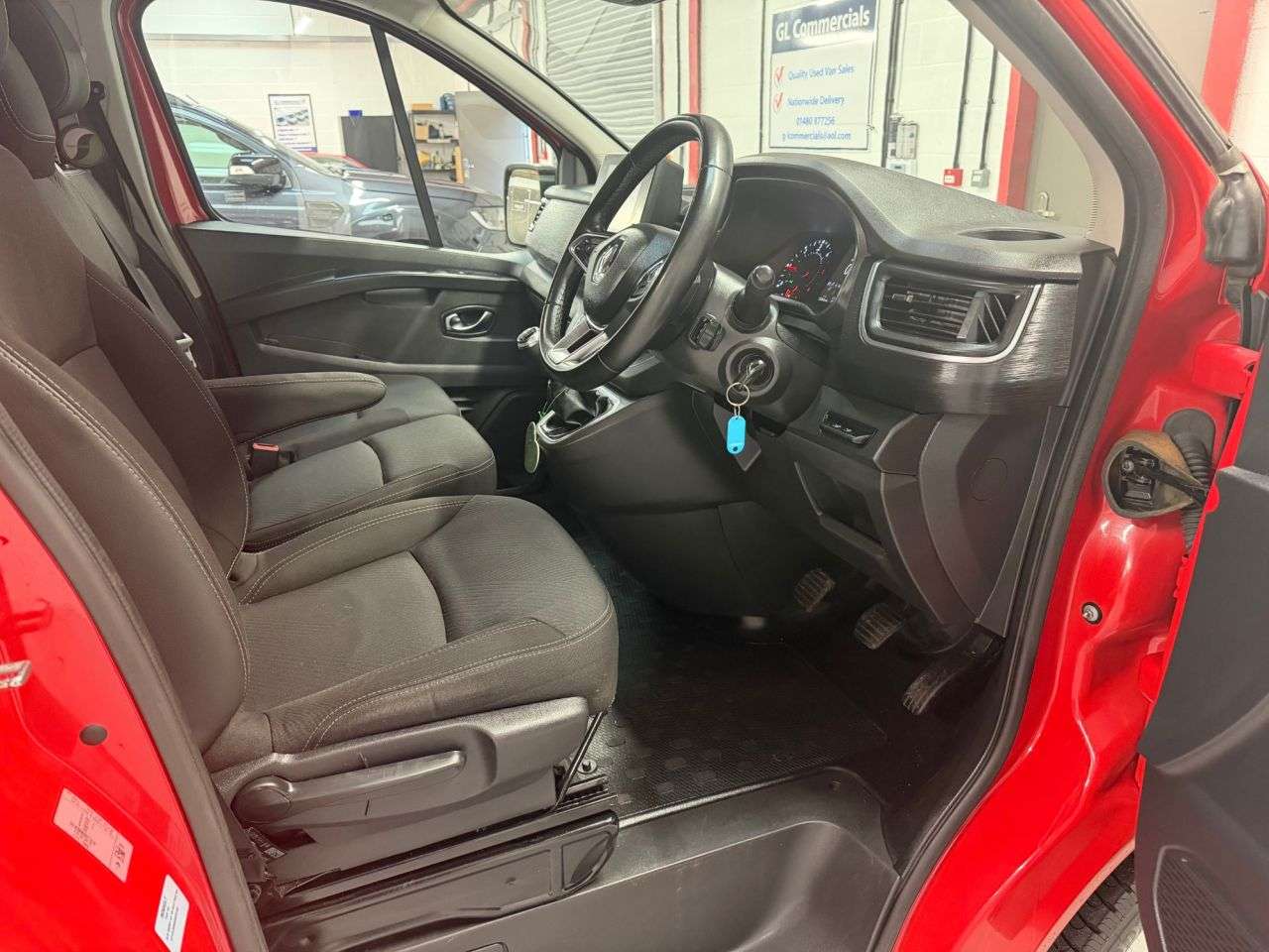 2022 RENAULT TRAFIC 2022 RENAULT TRAFIC