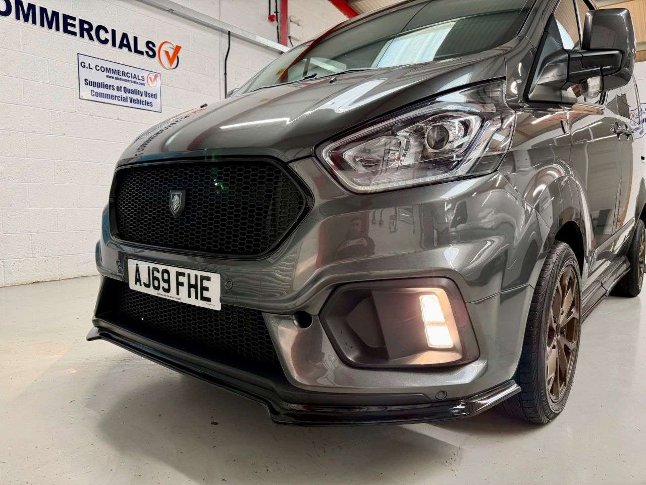 A 2020 FORD TRANSIT CUSTOM DERANGED 2.0 320 Crew Van Double Cab Auto L1 * DERANGED AUTO CREW * CREW CA A 2020 FORD TRANSIT CUSTOM DERANGED 2.0 320 Crew Van Double Cab Auto L1 * DERANGED AUTO CREW * CREW CA