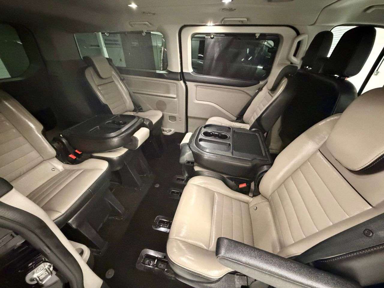 A 2022 FORD TOURNEO CUSTOM Minibus 2.0 320 EcoBlue MHEV Titanium Minibus L2 Lwb * LEATHER SEATS 9 SEAT A 2022 FORD TOURNEO CUSTOM Minibus 2.0 320 EcoBlue MHEV Titanium Minibus L2 Lwb * LEATHER SEATS 9 SEAT